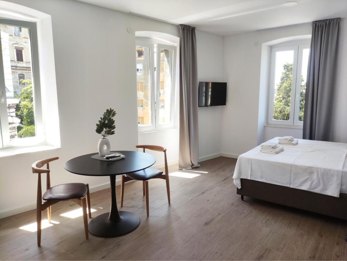 Nik Studio Apartments Pula Buitenkant foto
